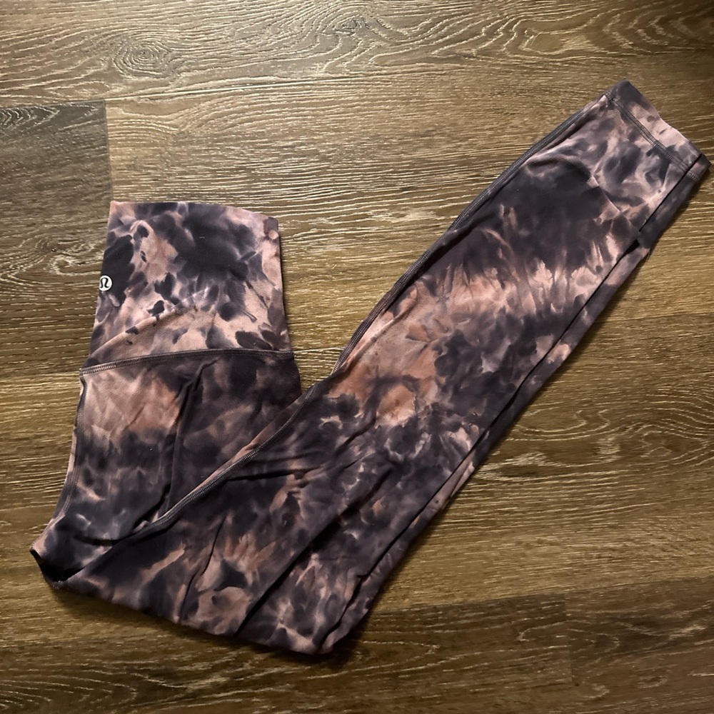 lululemon athletica Tie-Dye Leggings - Black and Pink